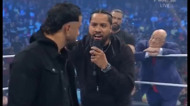 Jey Uso Attacks Jimmy Uso & Roman Reigns & Leaves WWE Smackdown 2023 смотреть онлайн