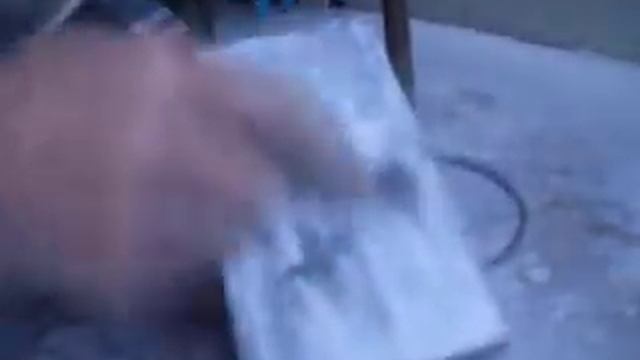 Как быстро очистить наждачную бумагу от шпаклевки и прочих обрабатываемых поверхностей. смотреть онлайн