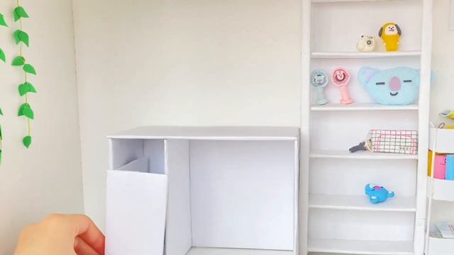 Мебель для кукол: рабочий стол, стелаж, и стенд для одежд?✨