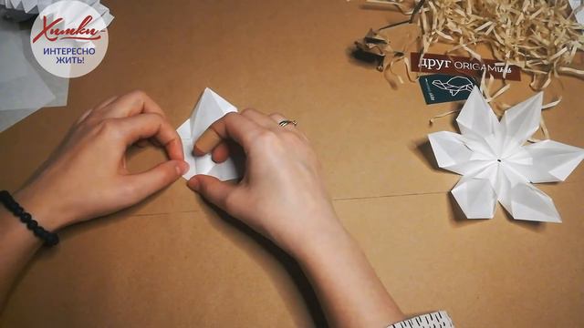 Необычные украшения оригами без ножниц и клея смотреть онлайн