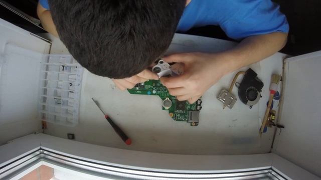 Ноутбук HP CQ58-125SR Разборка чистка и замена термопасты