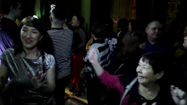 Мари пати 07 03 2021 Танцуем под Веселова! смотреть онлайн