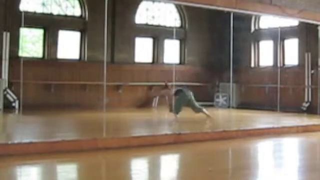 Dance sketch - July 09 смотреть онлайн