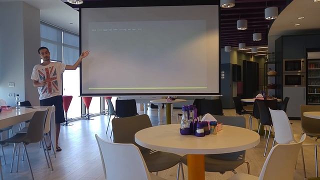 Shem Magnezi - Developing Android apps with Kotlin смотреть онлайн