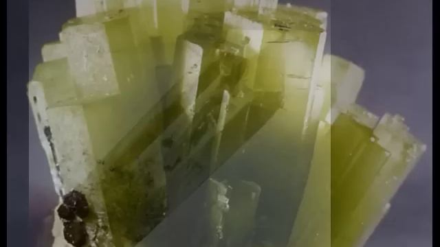 Gemstones - Вeryllus (берилл)…