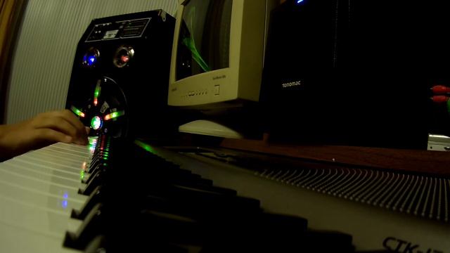 Imagine / John Lennon / The Beatles / Teclado смотреть онлайн