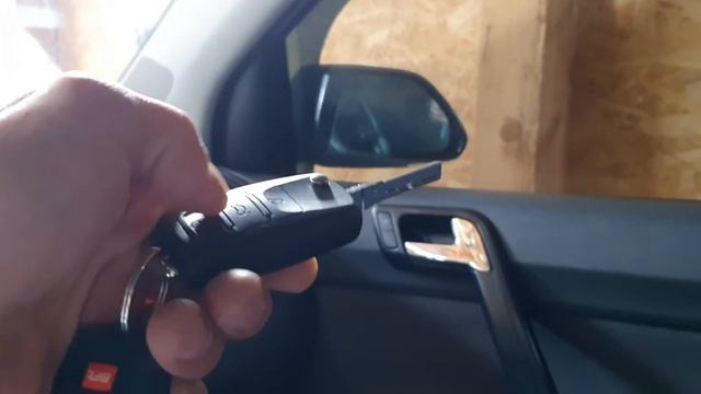 folding and unfolding key mirrors vw polo 9n 9n3, difficult but not impossible смотреть онлайн