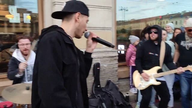 Руки Вверх - 18 мне уже! Замечательная вечеринка с группой Айдахо на Невском проспекте...#id_aho смотреть онлайн