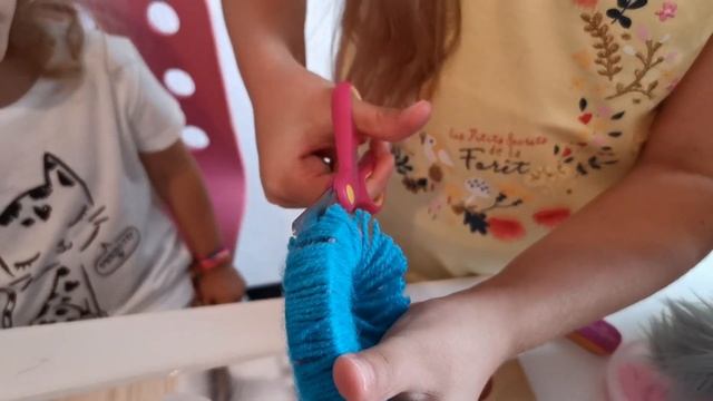 ПУШИСТЫЙ ОСЬМИНОГ ИЗ БУМАГИ/ПОДЕЛКИ смотреть онлайн