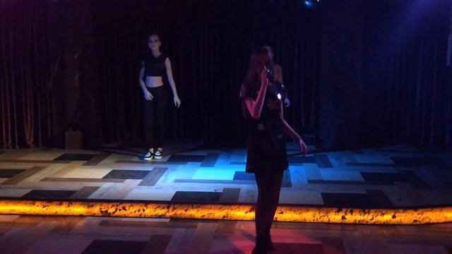 Лина Блестящая – Лететь высоко (cover) B & W ⚪ Show ⚫ Up⭐Studio смотреть онлайн
