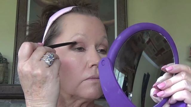 Dramatic Eye Tutorial - #MakeupGeek #EditorsPick - Beauty in our 60s смотреть онлайн
