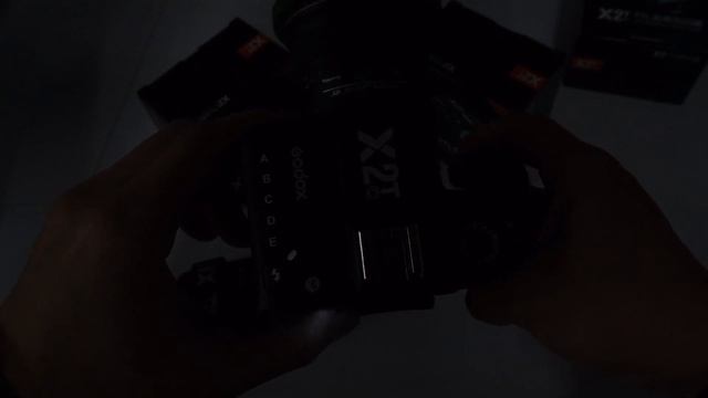 Disparador radio trigger Godox X2T con bluetooth смотреть онлайн