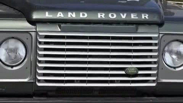 Land Rover Defender 110