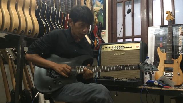Main Melodi Dangdut Pake Schecter Demon 6 Fr | Mantab Juga