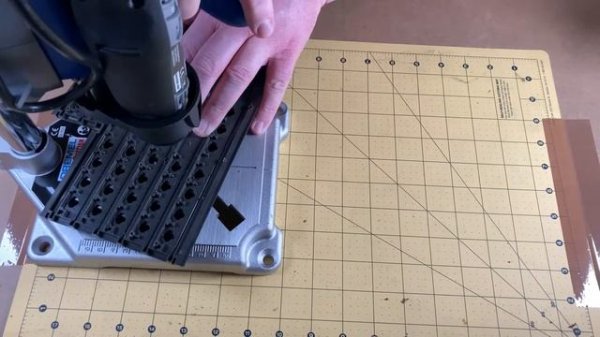 Bolt Modding and Repairing an IBM Model M Keyboard - Part 3