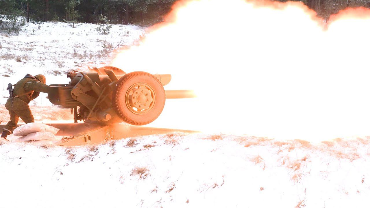 Стрельба артиллерии. Гвоздика Акация буксируемая гаубица Д-30