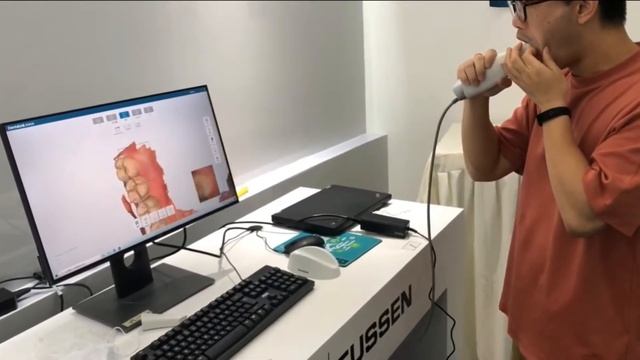 Intraoral 3D Scanner demo смотреть онлайн