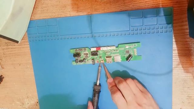 Ремонт портативная колонка DEXP P520 (не заряжается) смотреть онлайн