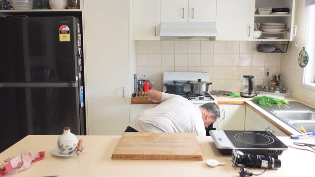 SOS Soup/Похмельный суп №1 смотреть онлайн