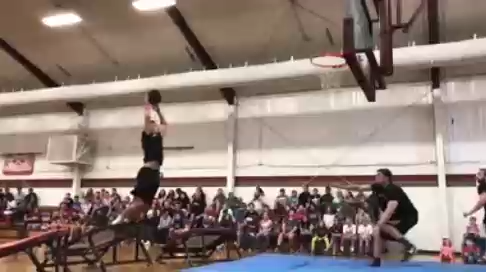 Порвал батут смотреть онлайн