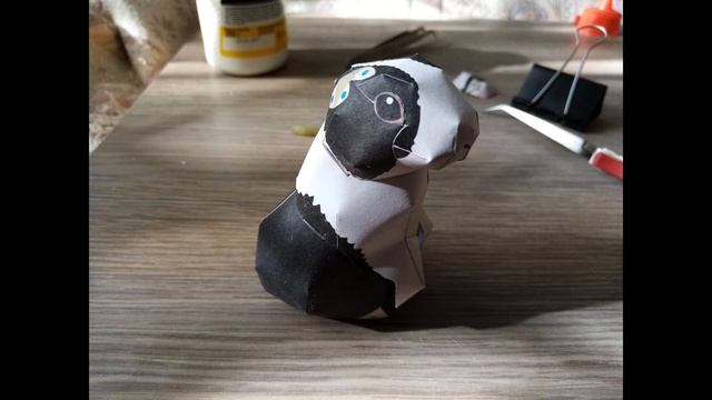 Настольная поделка из бумаги. Кролик вариант третий, чёрно-белый. смотреть онлайн