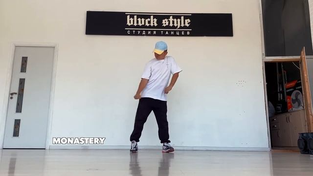 24 Basic Steps of Hip-Hop Dance | Old School & Middle School смотреть онлайн
