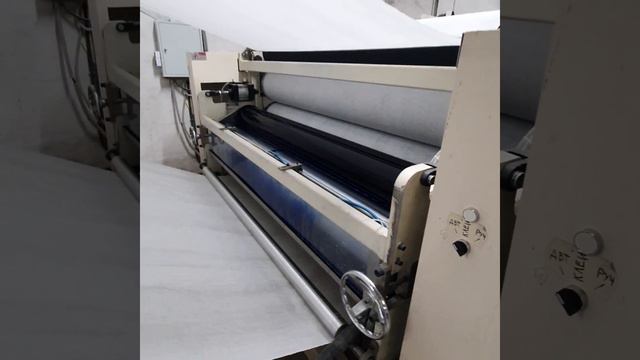 Станок с клеевой ламинацией точка в точку.