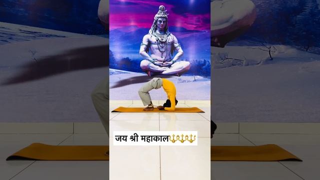 Backbend #viral #daily #yoga смотреть онлайн