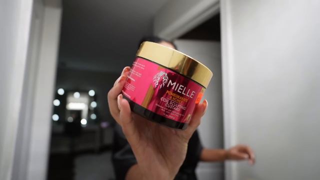 CURLY HAIR ROUTINE: Less Frizz, Long lasting Curls, Wash Routine смотреть онлайн