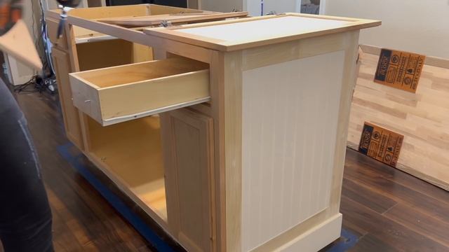 DIY Kitchen Island on a Budget | DIY Kitchen Island Makeover | Kitchen Makeover Part 1 смотреть онлайн