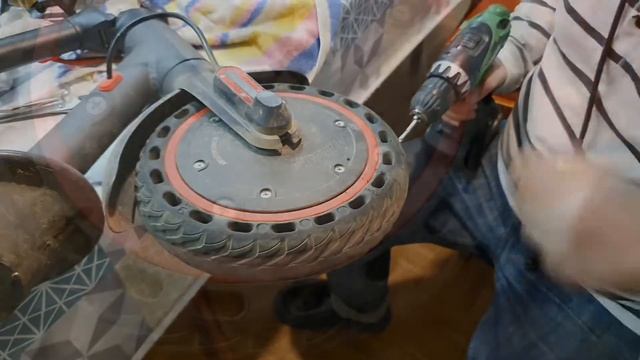 Смягчение оригинального колеса Aovo Pro M365