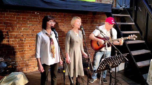 Юлия Доболева и Татьяна Гришанова. Квартирник дуэта Приметы. Баллада о щепке.