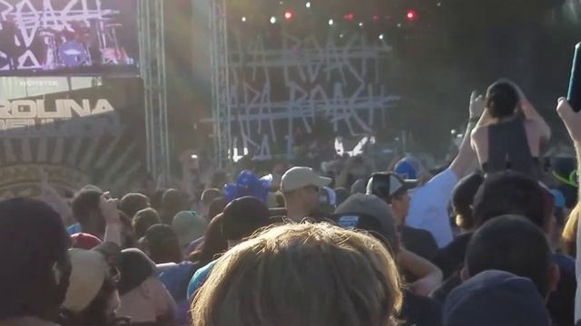 Papa Roach Performing Getting Away With Murder @ Carolina Rebellion  2017
