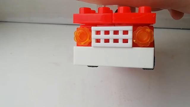 Обзор на модельку ВАЗ 2101 из Лего смотреть онлайн