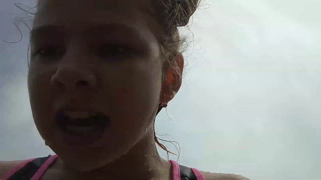 Купаемся на речке 