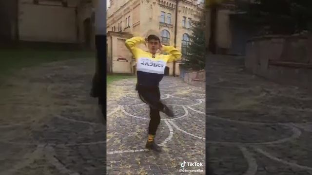 Танцы Tik Tok.(часть 1) смотреть онлайн