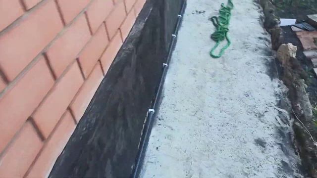 Как устроить полив огорода вокруг дома без огромного количества шлангов за 2000.₽. Полив огорода смотреть онлайн