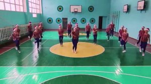 Веселый новогодний танец. Детский танец.