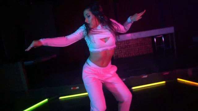 Las Nenas - Natti Natasha x Farina x Cazzu x La Duraca| Coreografía por Sele Massarelli y Abi Maran смотреть онлайн