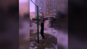 #Турники #варкаут учимся делать разные трюки и не только