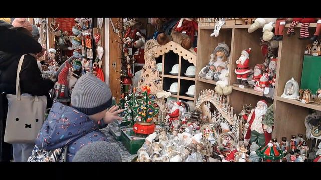 Город Кольмар (Colmar) во Франции (France) на НОВЫЙ ГОД 2024 смотреть онлайн