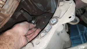 ситроен c4. замена сцепления. показываю моменты которые могут вызвать затруднения мастерам.