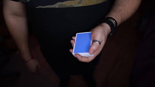 HOW TO VANISH A CARD!! Super Simple Card Vanish!! Rub-a-Dub Vanish Tutorial смотреть онлайн