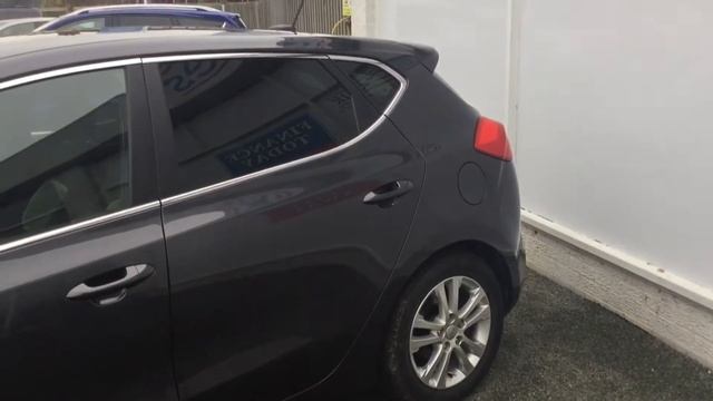 Kia | Ceed | Walkthrough | Angus MacKinnon смотреть онлайн