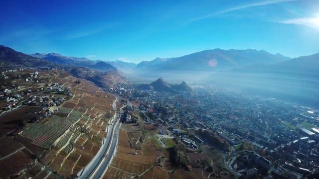 Very fast UFO caught with drone- Sion, Switzerland -Nov 13, 2015 смотреть онлайн
