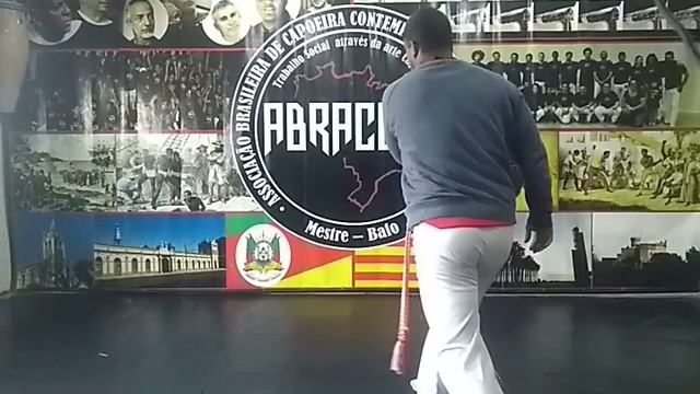 Capoeira Online, aula 13 com o Mestre смотреть онлайн