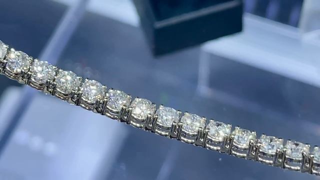 These are the Diamond Bracelets to Buy ! смотреть онлайн