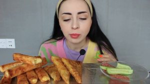 НЕ ХОТЕТЬСЯ СНИМАТЬ ВИДЕО 😕 ПОЧЕМУ? Мукбанк 🌸 Ayka Emilly