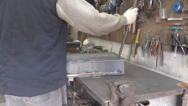 Металлический мангал своими руками смотреть онлайн