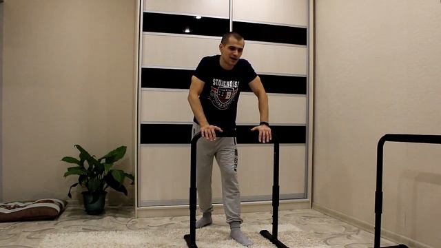 Упражнение Качели / Маятник на брусьях / хайлетсах / перекладине смотреть онлайн